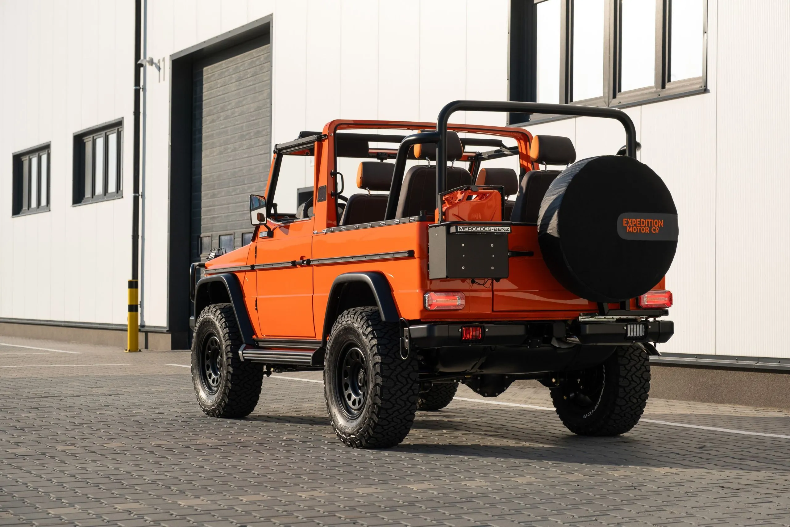 EMC Mercedes-Benz 250GD
